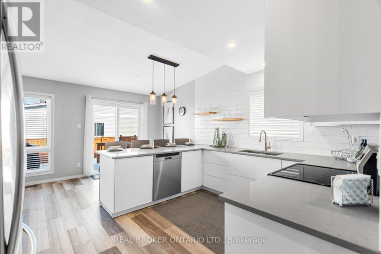 29380188/4-totteridge-avenue/longfields/ottawa/ontario/K2J5G2_14