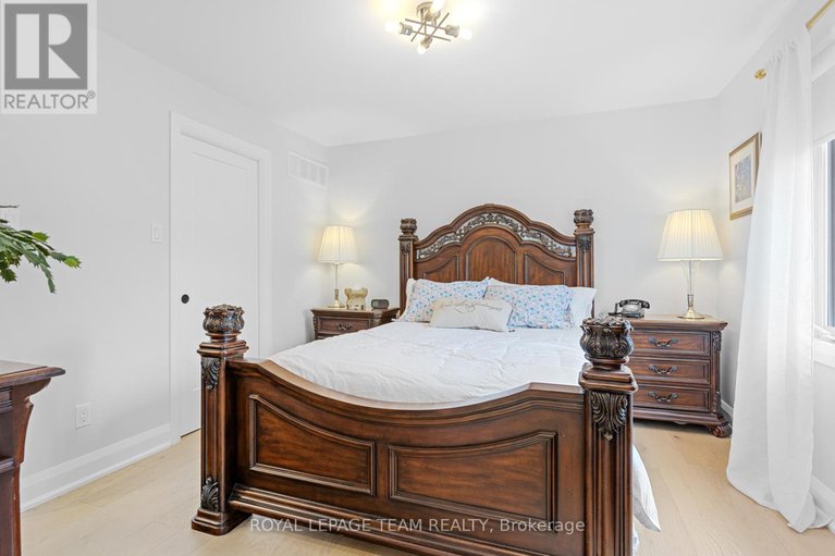 28798418/2248-wallingford-way/north-gower/ottawa/ontario/K0A2T0_22