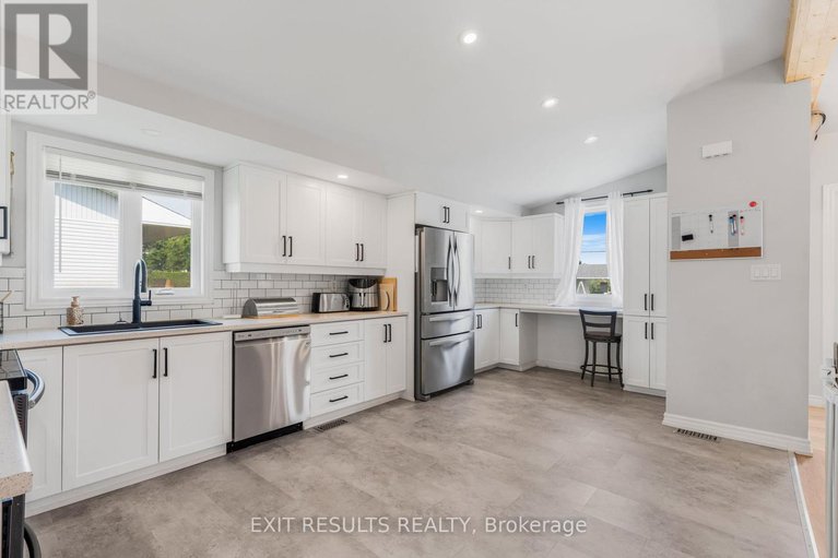 28753768/2250-lapointe-street/clarencerockland-twp/clarence-rockland/ontario/K0A1E0_12