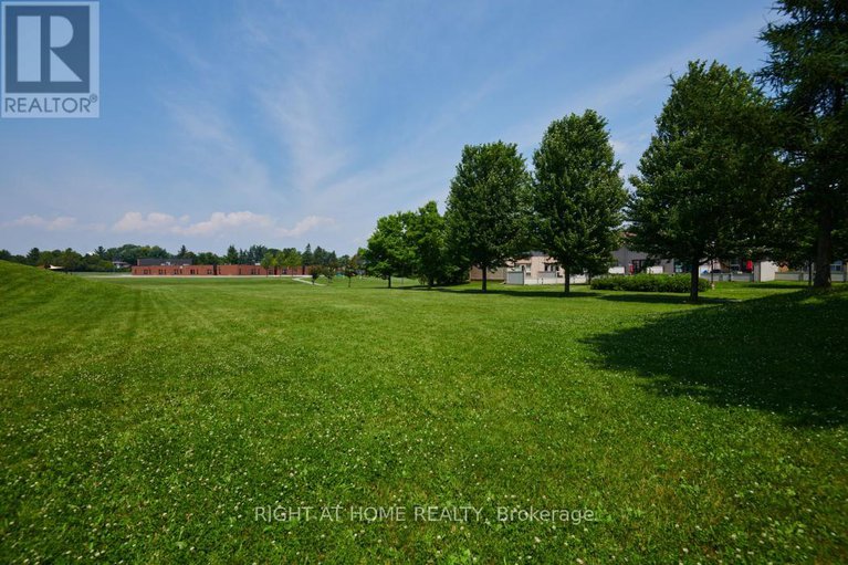 28616090/92-1913-stonehenge-crescent-s/pineview/ottawa/ontario/K1B4N7_36