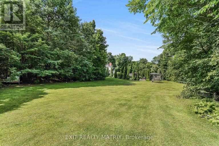 29406334/1271-georges-vanier-drive/cumberland-ridge/ottawa/ontario/K4C1R6_33