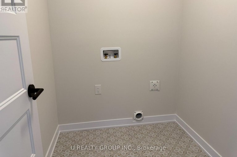 29330724/210-ginebik-way/blossom-parkkemp-parkfindlay-creek/ottawa/ontario/K1X0H4_30