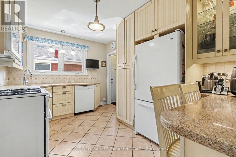 29587859/1306-hanbury-street/bel-air-heights/ottawa/ontario/K2C2M2_5