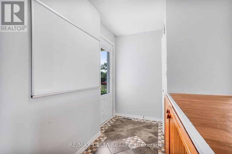 28654022/1554-nixon-road/champlain-twp/champlain/ontario/K0B1R0_4