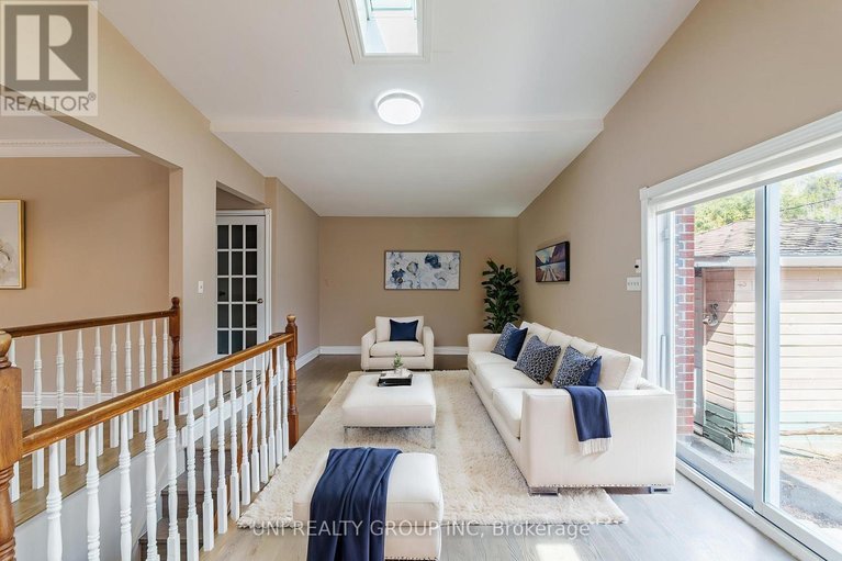 29578391/17-forest-park-avenue/city-viewskylinefisher-heightsparkwood-hills/ottawa/ontario/K2E5A2_26