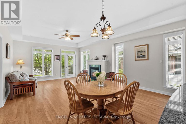 28655114/120-manorhill-private/urbandale-acres/ottawa/ontario/K1H2J4_14