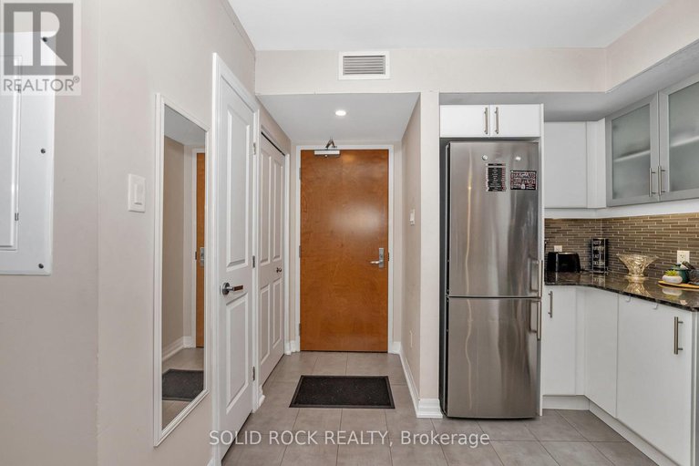 28361578/306-195-besserer-n/sandy-hill/ottawa/ontario/K1N0B6_9