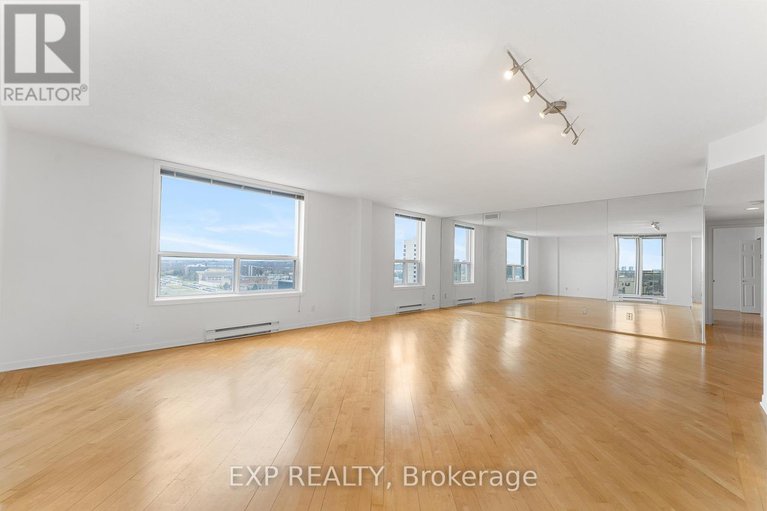 29084712/ph10-215-parkdale-avenue/mechanicsville/ottawa/ontario/K1Y4T8_8