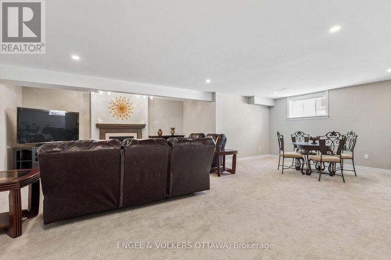 29492071/865-tewin-circle/camelot/ottawa/ontario/K4A1K1_31