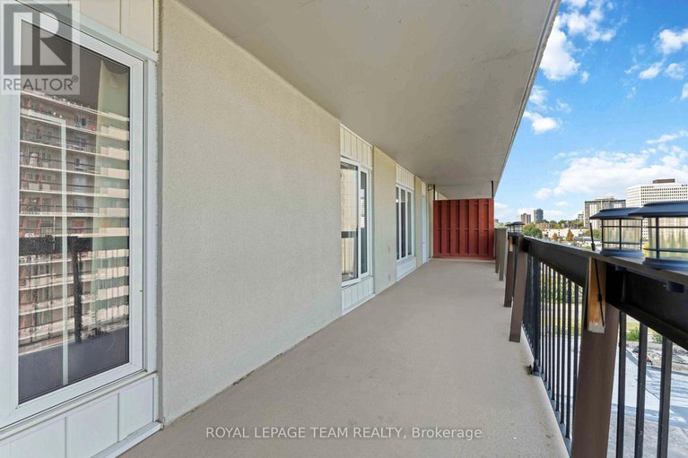 28886958/606-158c-mcarthur-avenue/vanier/ottawa/ontario/K1L8E7_26