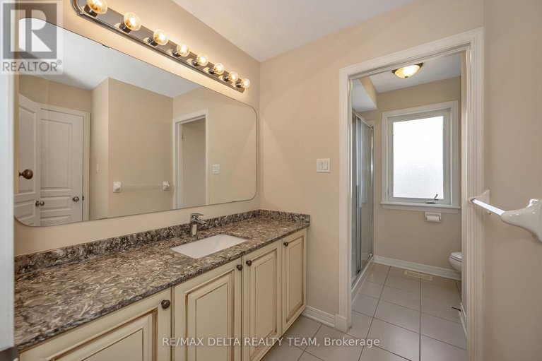 29583764/1983-plainhill-drive/notting-hillsummerside/ottawa/ontario/K4A0E8_32