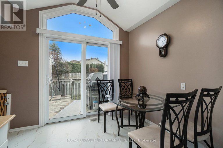 28558570/170-midsummer-terrace/queenswood-heights-south/ottawa/ontario/K1E3V6_6