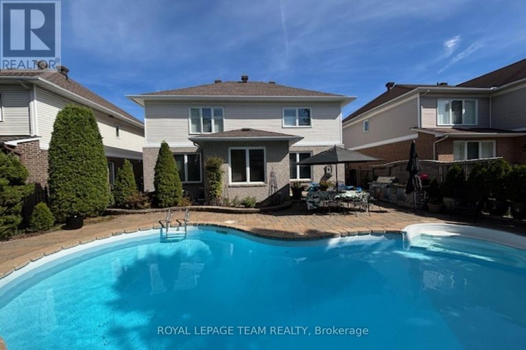 29471661/3113-apple-hill-drive-s/upper-hunt-club/ottawa/ontario/K1T3Z2_43