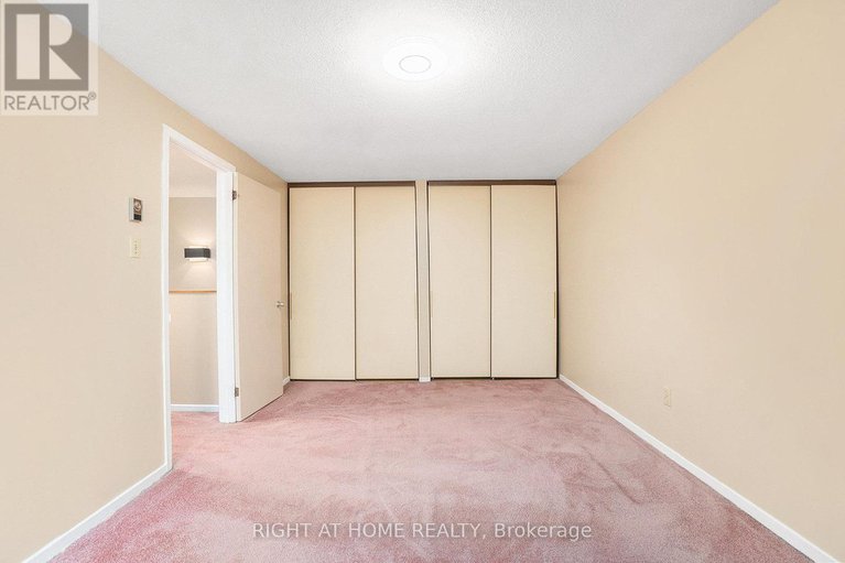 28939834/59-2939-fairlea-crescent/heron-gateindustrial-park/ottawa/ontario/K1V9A5_14