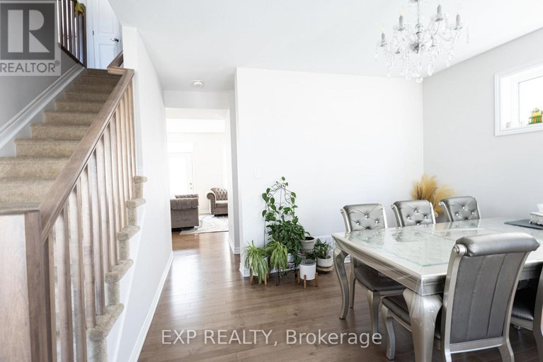 29626610/1008-carden-lane/orleans-village/ottawa/ontario/K1W0N3_2