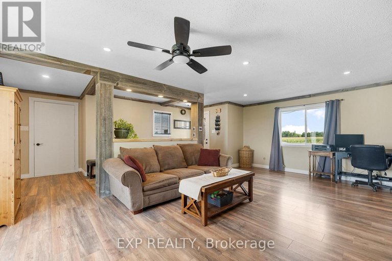 29254511/1382-lochwinnoch-road/horton-twp/horton/ontario/K7V3Z4_8