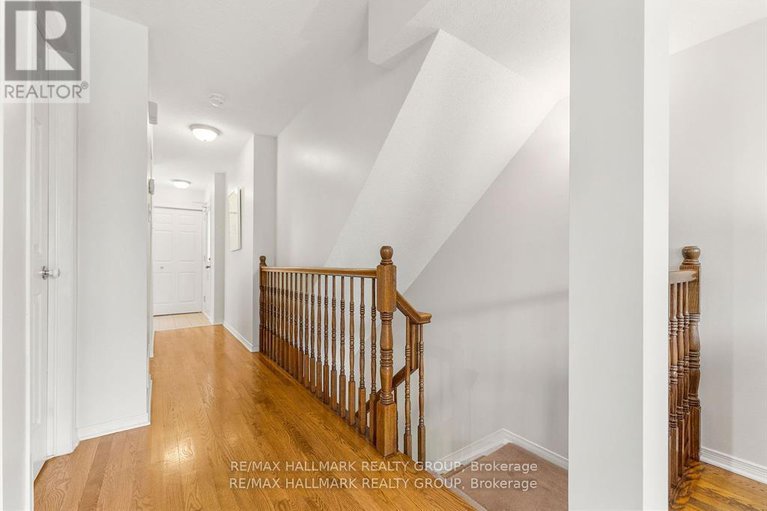 28905385/110h-centrepointe-drive/centrepointe/ottawa/ontario/K2G6K3_12