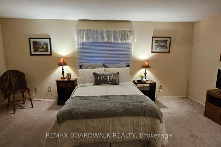 29296508/402-sandhamn-private/hunt-club-parkgreenboro/ottawa/ontario/K1T2Y9_15