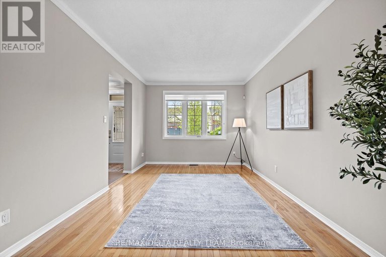 28543683/1591-winterport-way/fallingbrookpineridge/ottawa/ontario/K4A4C2_22