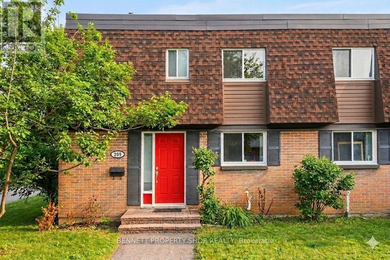 29596738/41-209-ridgepark-private/meadowlandscrestview/ottawa/ontario/K2G1H1_1