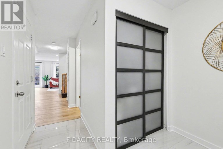 29538560/1-kathleen-crescent/stittsville-central/ottawa/ontario/K2S1L6_5