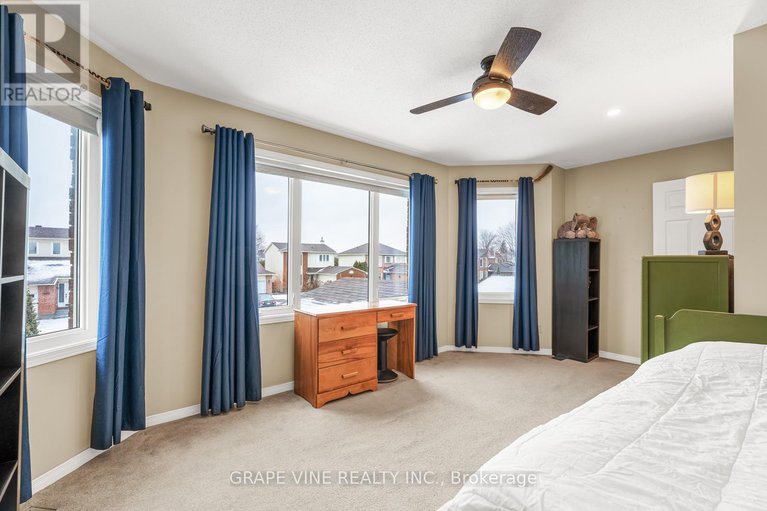 28125073/1651-westport-crescent/chateauneuf/ottawa/ontario/K1C6C4_25