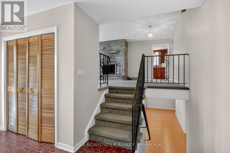 29666453/103-christopher-hamilton-street/richmond/ottawa/ontario/K0A2Z0_28