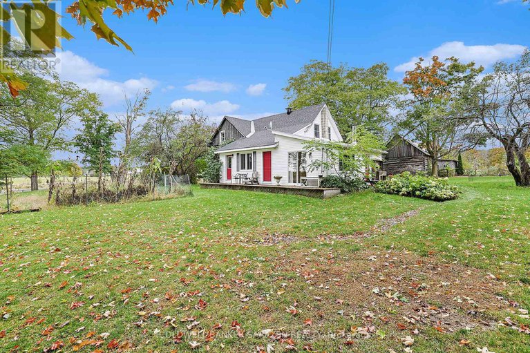 28582793/2030-burnstown-road/mcnabbraeside-twps/mcnabbraeside/ontario/K7V3Z4_31