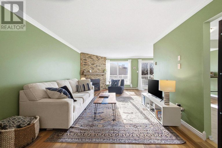 29368806/d-39-stonehaven-drive/bridlewood/ottawa/ontario/K2M1E3_7