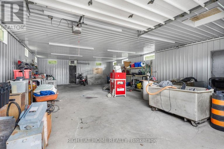 29647350/353-russell-road/clarencerockland-twp/clarence-rockland/ontario/K0A2A0_33