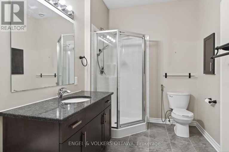 29680686/52-119-poplin-street/riverside-southgloucester-glen/ottawa/ontario/K4M0G7_20