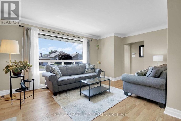 28798698/43-epworth-avenue/meadowlandsst-claire-gardens/ottawa/ontario/K2G2L8_7