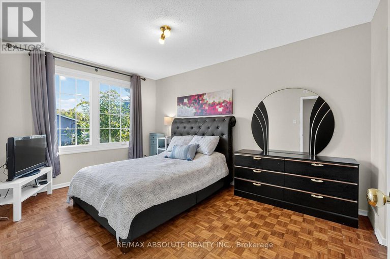 28956955/2628-baseline-road/leslie-park/ottawa/ontario/K2H7B4_27