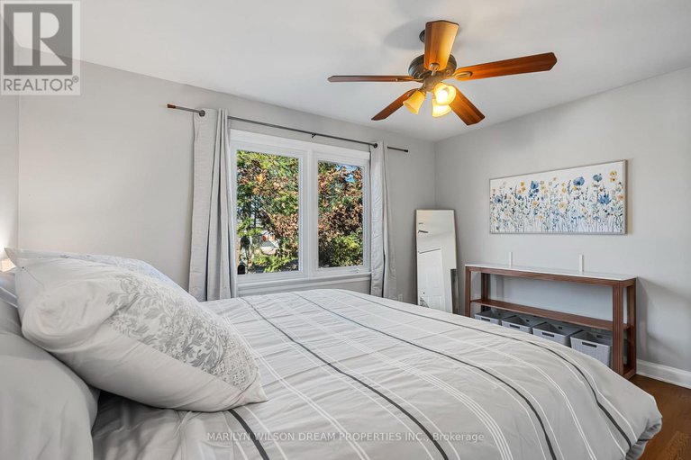 28155106/446-thessaly-circle/alta-vistafaircrest-heights/ottawa/ontario/K1H5W5_23