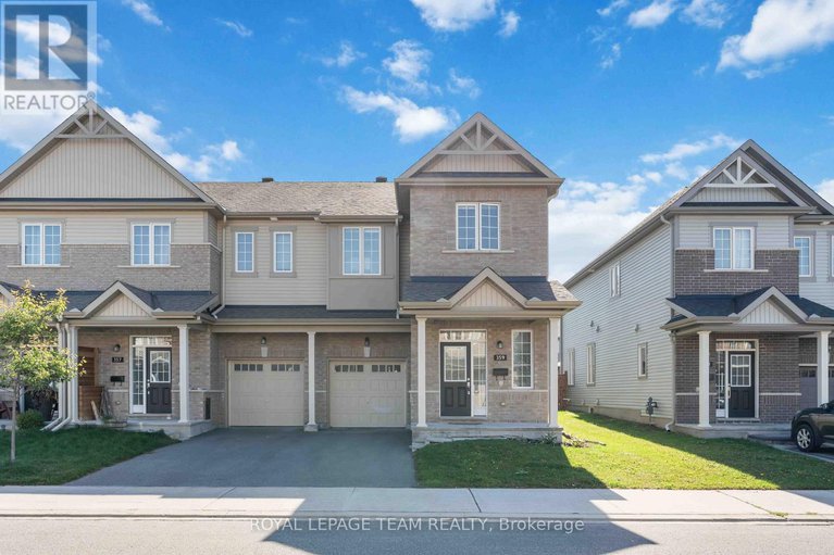 28929396/359-melodie-street/mer-bleuebradley-estatesanderson-park/ottawa/ontario/K1W0L8_2