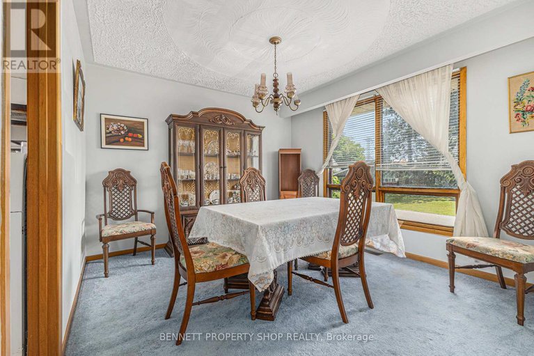 28615266/1219-vancouver-avenue/ellwood/ottawa/ontario/K1V6V2_7