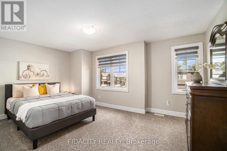 28765287/644-eagle-crest-heights/stittsville-north/ottawa/ontario/K2S2E6_12