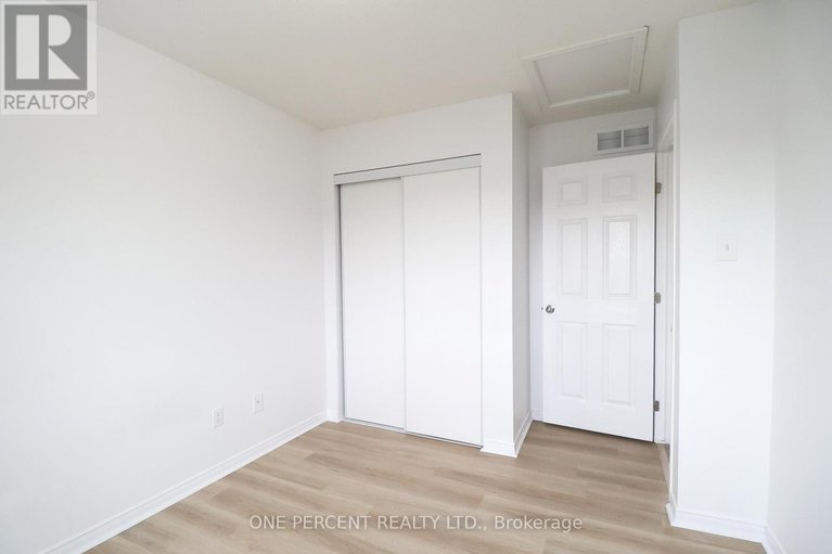 29646323/343-amici-terrace/emerald-meadowstrailwest/ottawa/ontario/K2S0J4_26