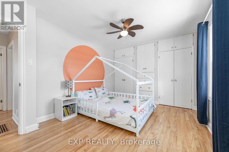 29307640/524-wolffdale-crescent/overbrookcastle-heights/ottawa/ontario/K1K1N5_21