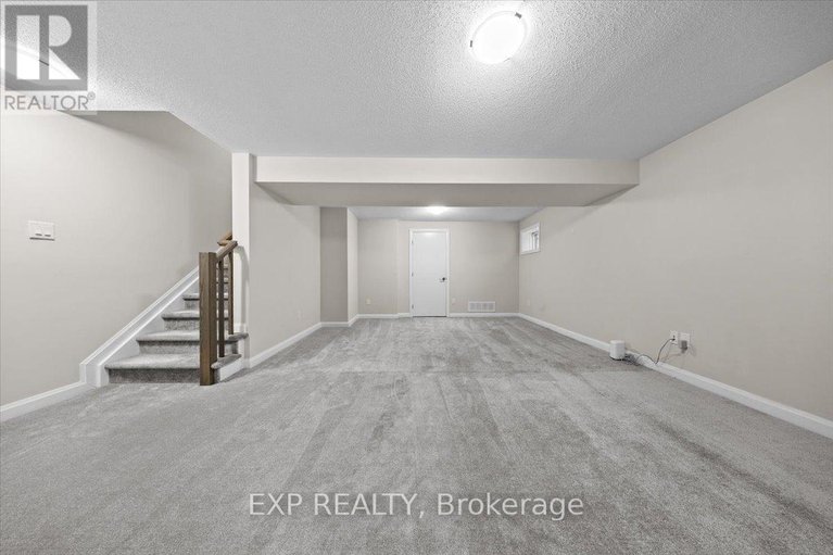 29026864/6347-perth-street/btwn-franktown-rd-fallowfield-rd/ottawa/ontario/K0A2Z0_30