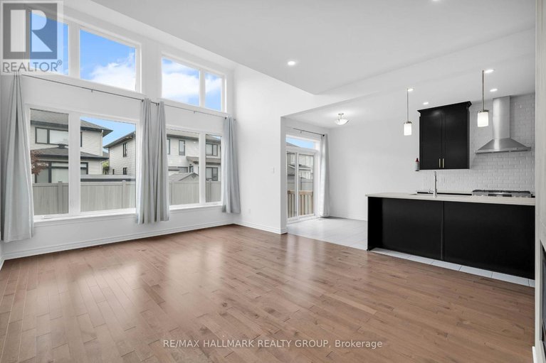 28819616/276-big-dipper-street/riverside-southgloucester-glen/ottawa/ontario/K4M0J6_8