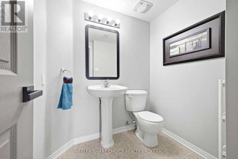 29436977/11-432-hillsboro-private/emerald-meadowstrailwest/ottawa/ontario/K2M3A8_15