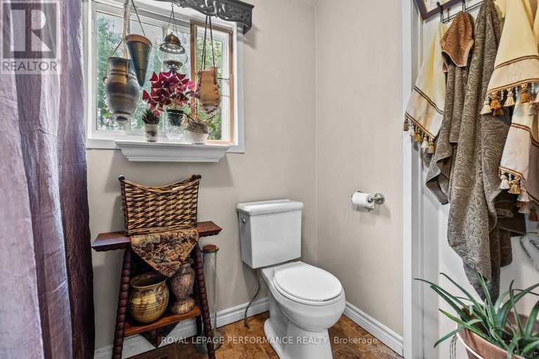 29127699/721-st-thomas-road/embrun/russell/ontario/K0A1W0_21