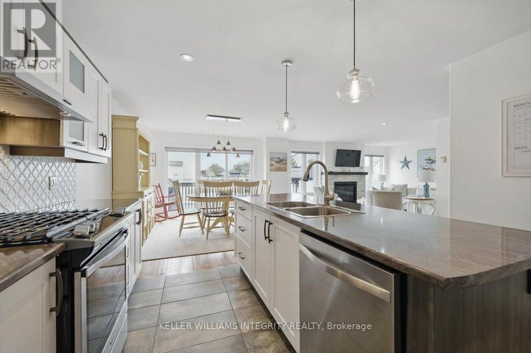 28310173/74-cobblestone-drive/village-of-russell/russell/ontario/K4R0B2_9