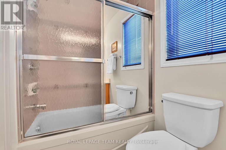 29366735/310-mceachern-crescent/bilberry-creekqueenswood-heights/ottawa/ontario/K1E3K2_26