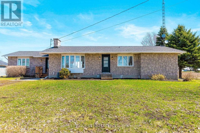 29630285/1709-county-rd-31-road/north-dundas-winchester-twp/north-dundas/ontario/K0C2K0_1