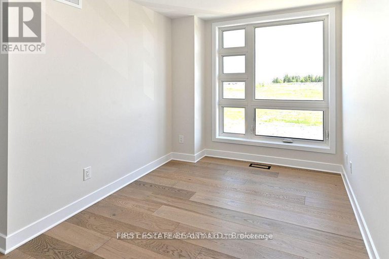 29238801/964-acoustic-way/riverside-southgloucester-glen/ottawa/ontario/K4M0R1_15