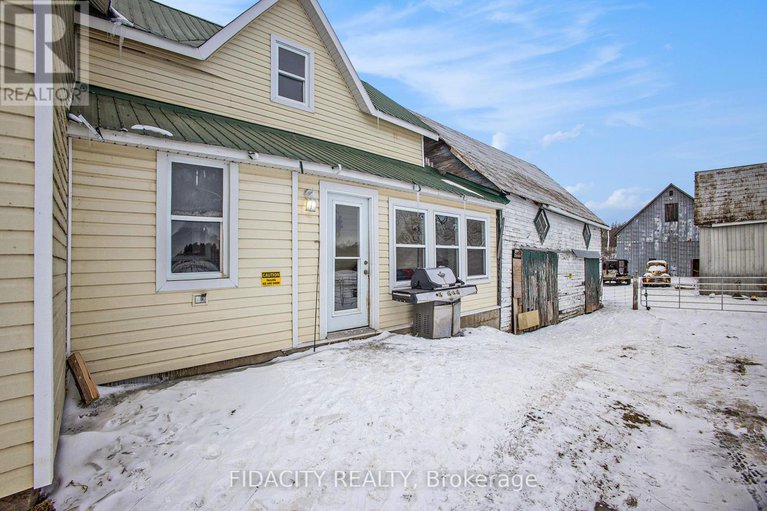 28628376/5046-carp-road/fitzroy-ward-south-east/ottawa/ontario/K0A2H0_24