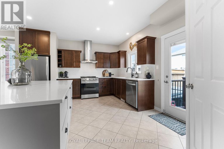 28906807/213-pendra-way/morgans-grantsouth-march/ottawa/ontario/K2W0A6_11