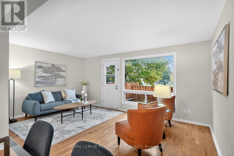 29036688/118-176-woodfield-drive/tanglewood/ottawa/ontario/K2G3W8_13